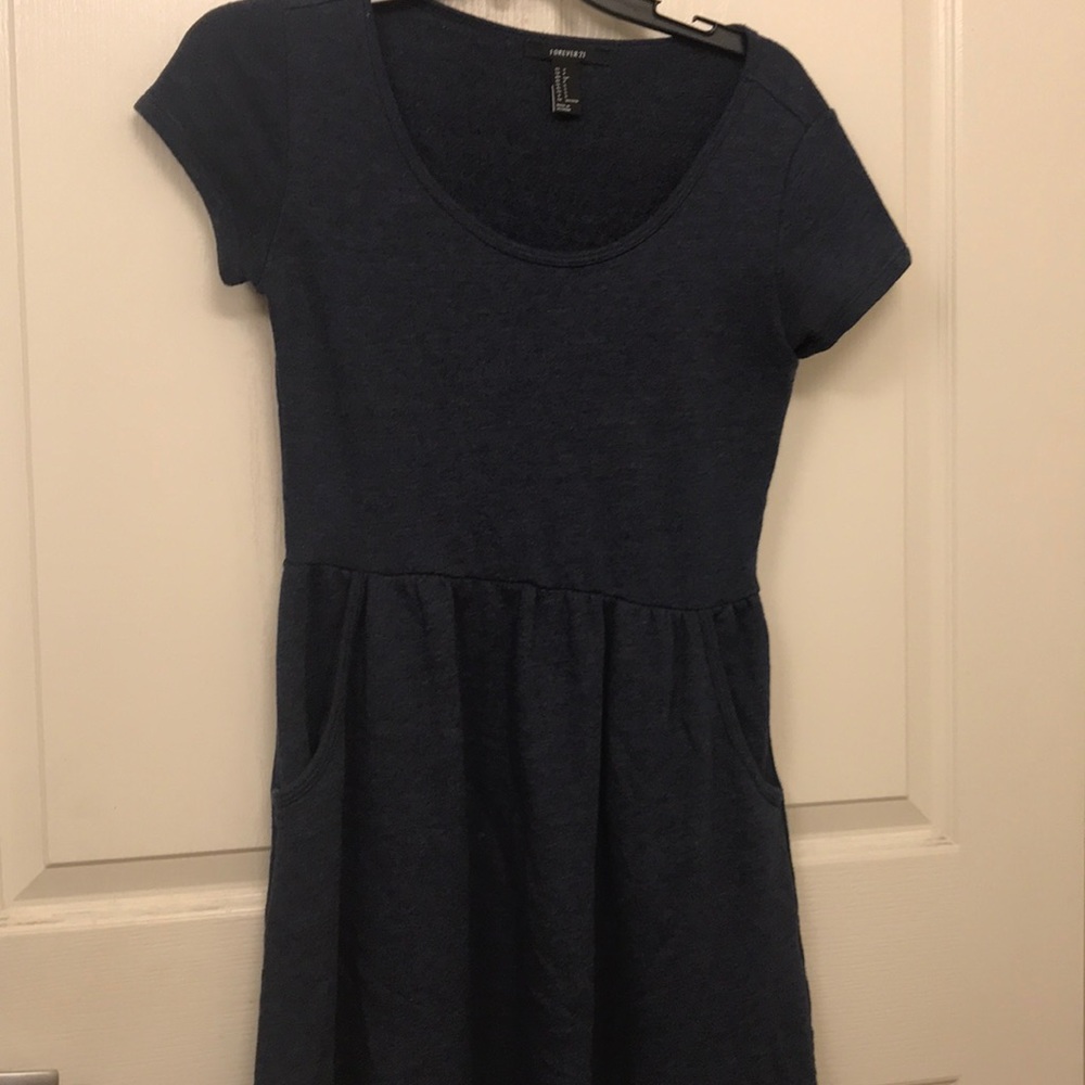 Dress with pockets